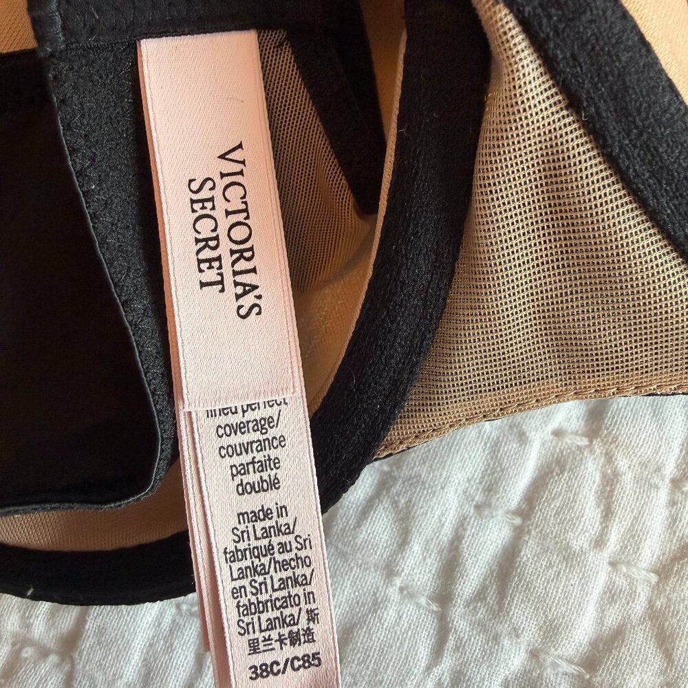 Victoria’s Secret Perfect Coverage Bra 38C Sheer Black - Picture 3 of 4